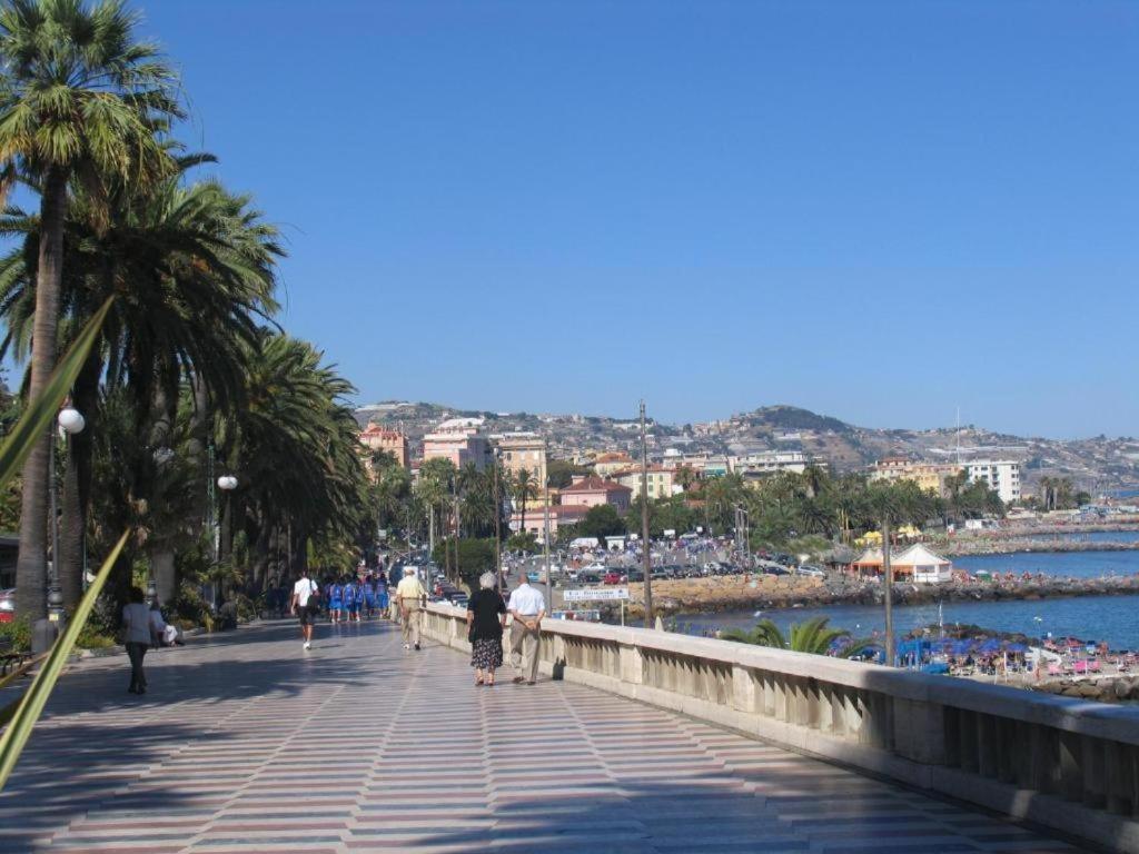 Ampio Appartamento Centrale San Remo Extérieur photo