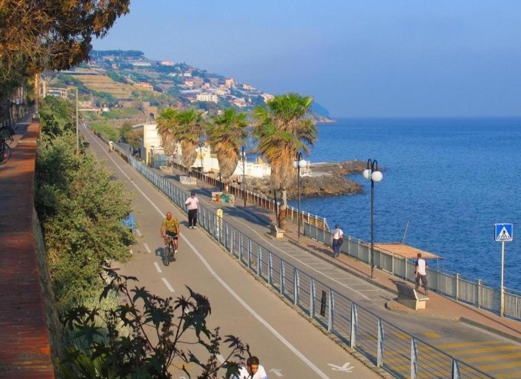 Ampio Appartamento Centrale San Remo Extérieur photo